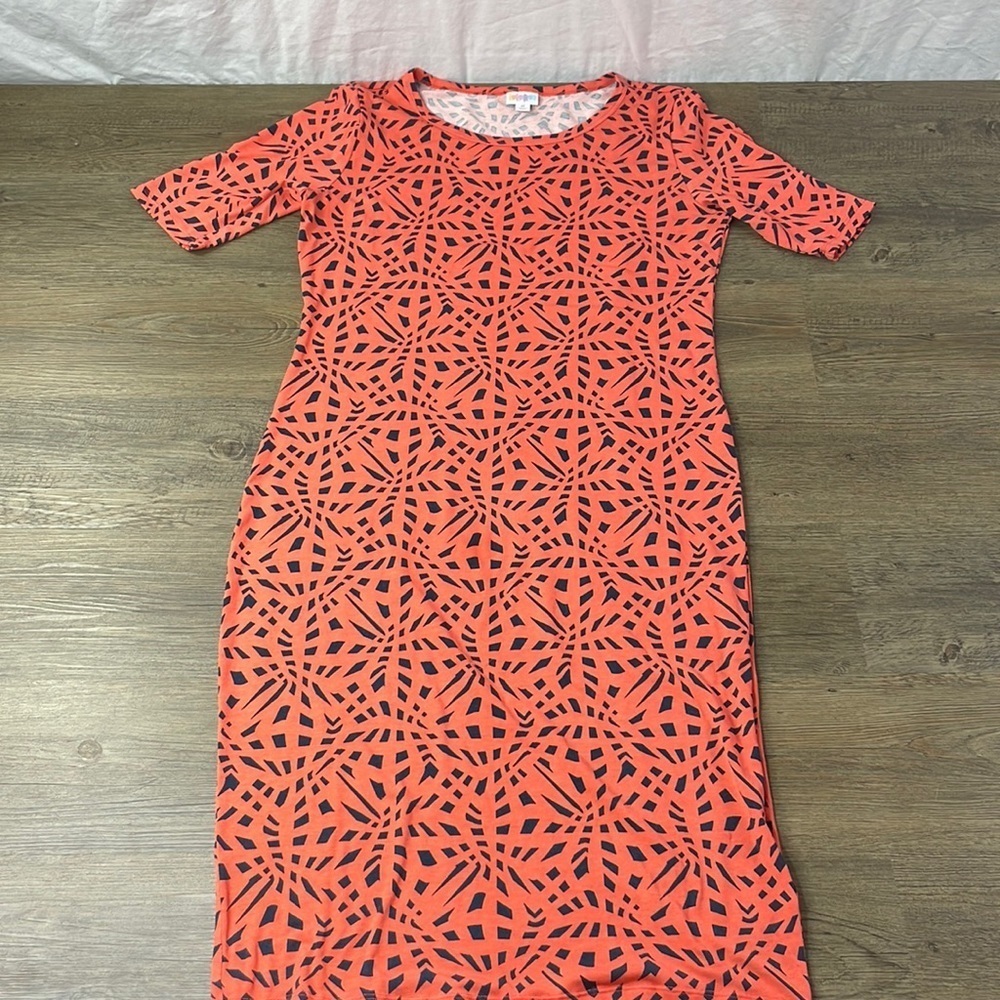 LiLaRoe Julia Coral Navy Mosiac Print Knit Dress, size XL
